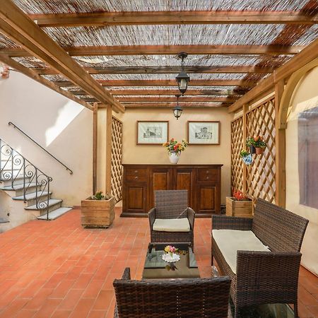 Antica Residenza Santa Chiara -City Center Lucca Ngoại thất bức ảnh