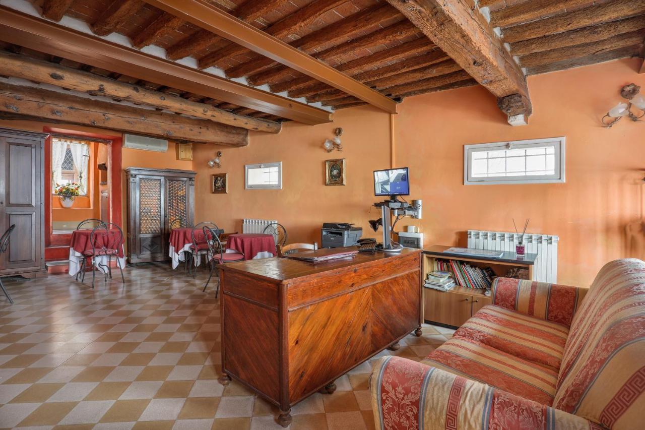 Antica Residenza Santa Chiara -City Center Lucca Ngoại thất bức ảnh