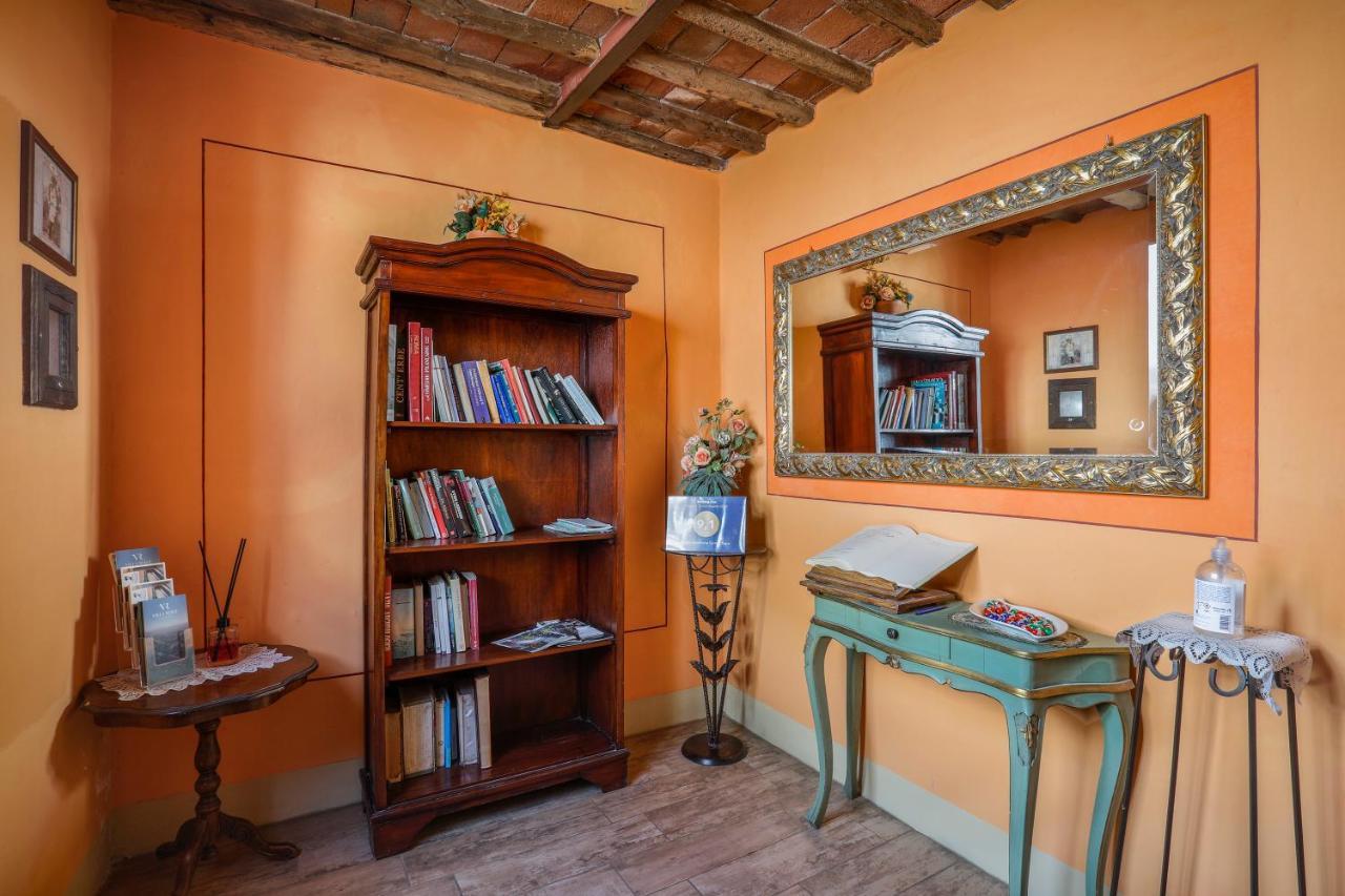 Antica Residenza Santa Chiara -City Center Lucca Ngoại thất bức ảnh