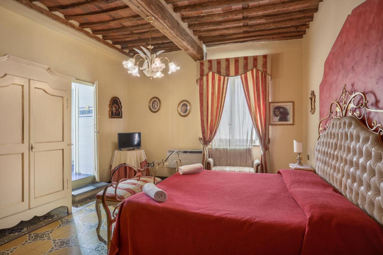 Antica Residenza Santa Chiara -City Center Lucca Ngoại thất bức ảnh