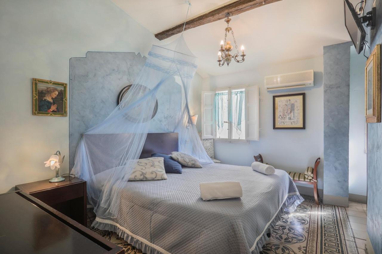 Antica Residenza Santa Chiara -City Center Lucca Ngoại thất bức ảnh