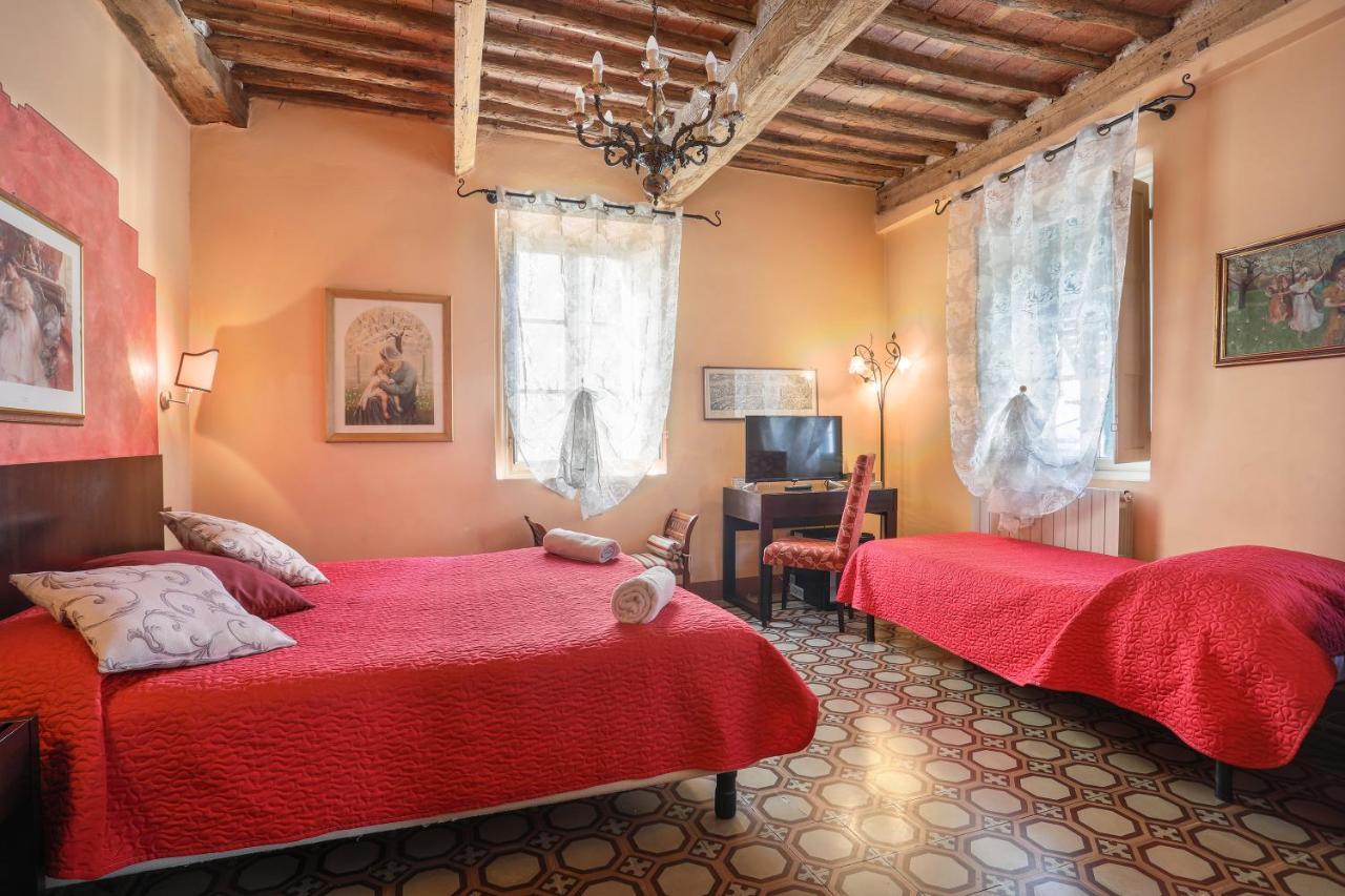 Antica Residenza Santa Chiara -City Center Lucca Ngoại thất bức ảnh
